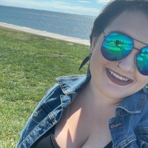 Meet your Posher, Maddy